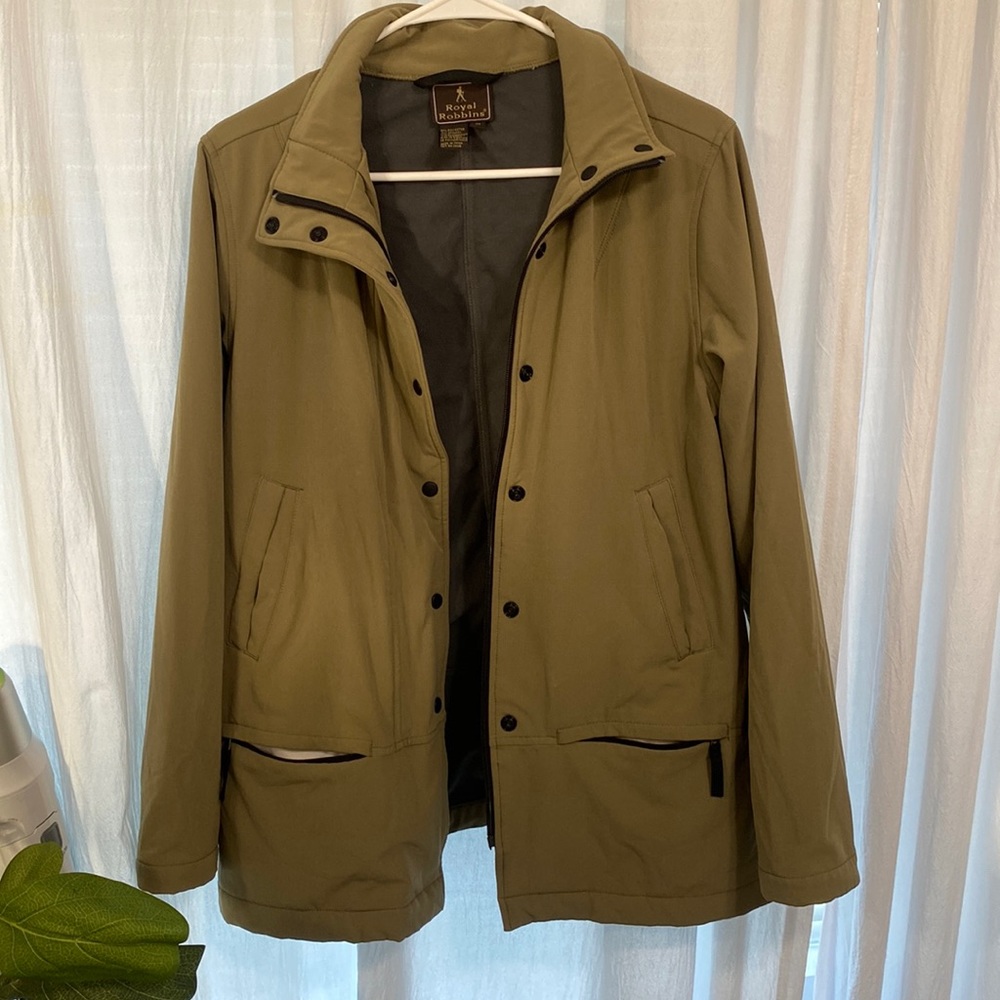 Green Jacket - Picture 1 of 6